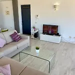 Ocean View Apartman *